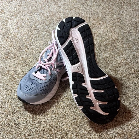 Asics Gel-Contend 4 Gray and Pink Sneakers - Picture 3 of 5